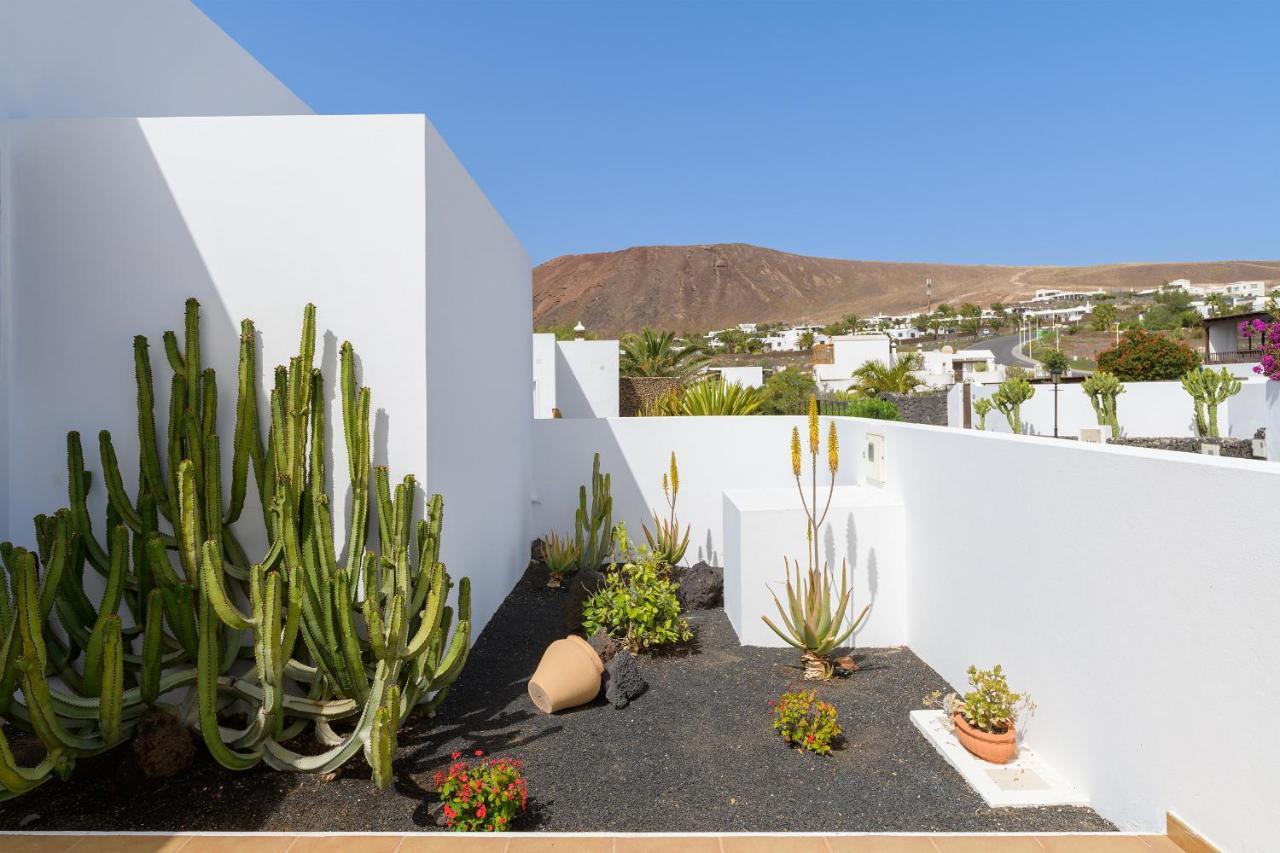 Vista Lobos Entre Volcanes Y Oceano Playa Blanca  Ngoại thất bức ảnh